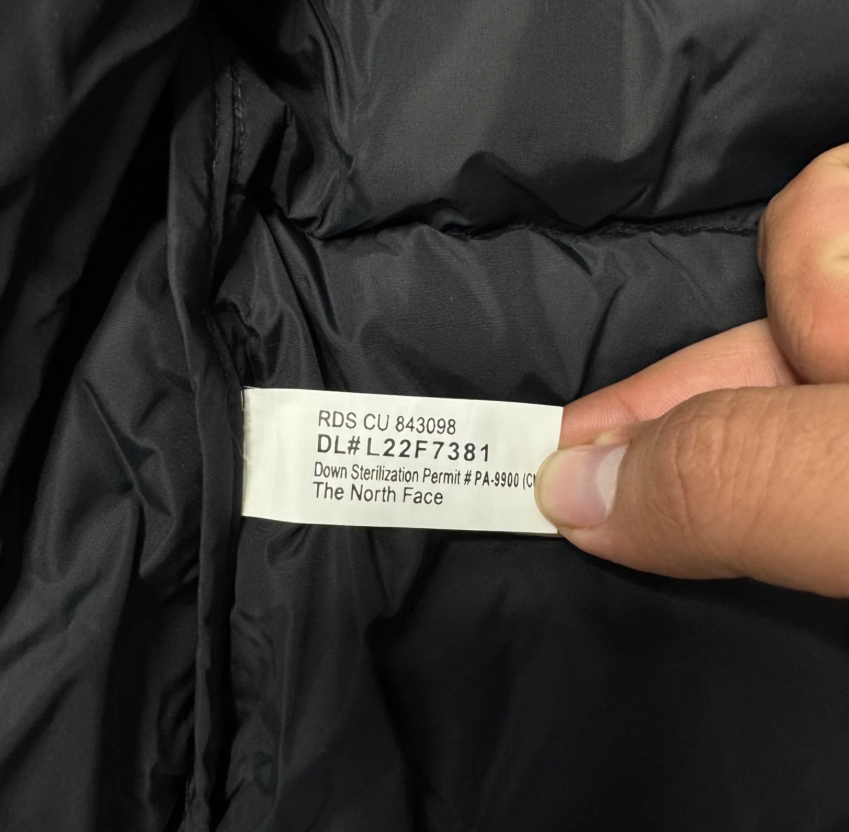 The North Face 1996 Retro Nuptse 700 Fill Packable Jacket SZ L
