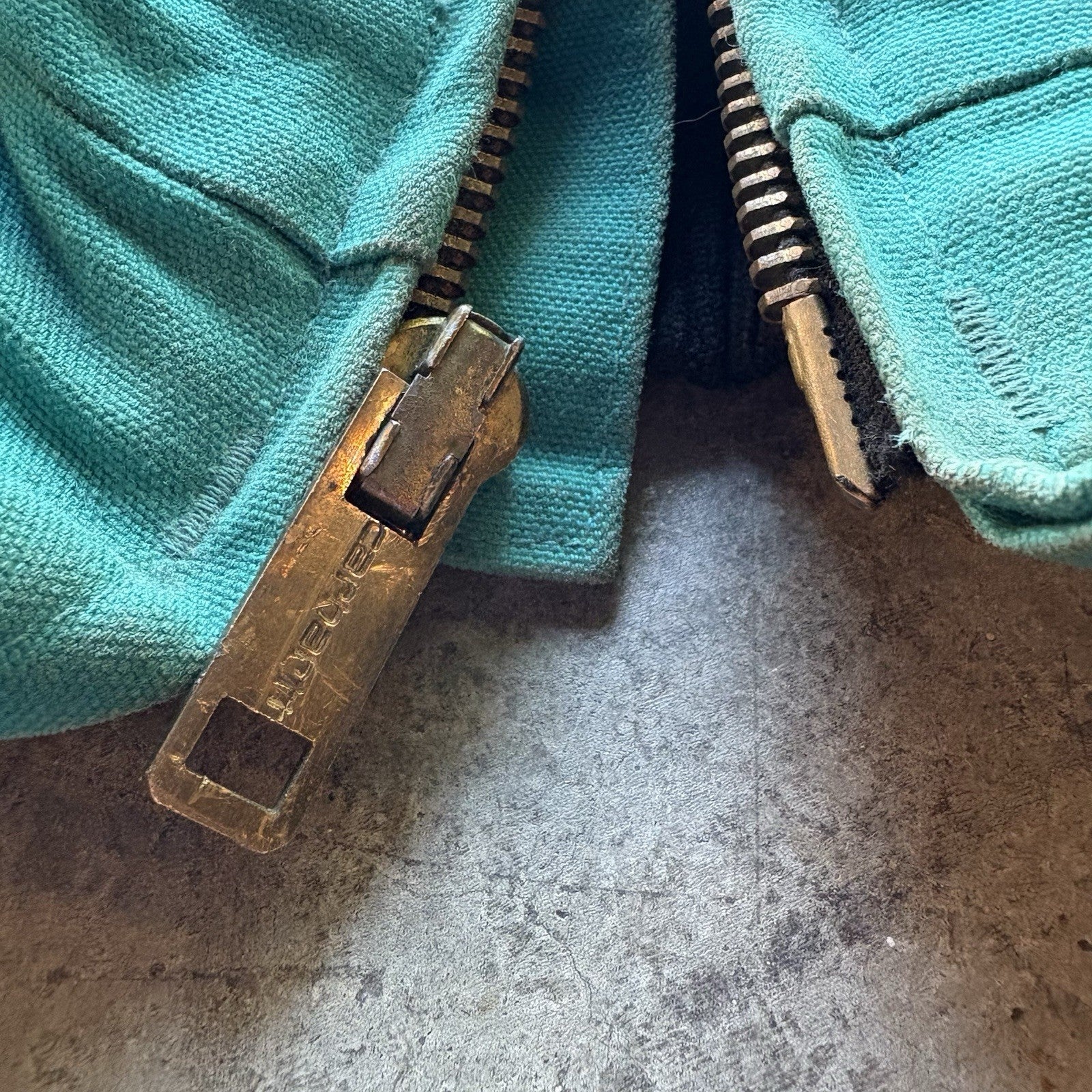 Vintage 1990s Teal CARHARTT Aztec Blanket lined Santa Fe Jacket  (JQ401) Sz L