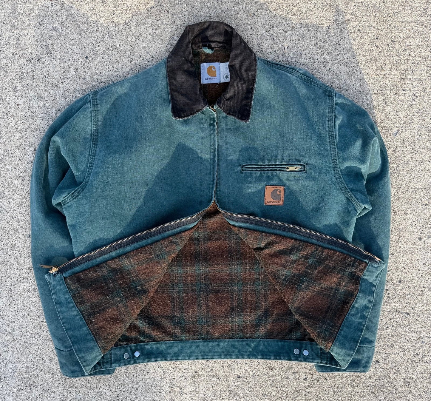 M Carhartt Jacket J128 CHR and J43 HTG