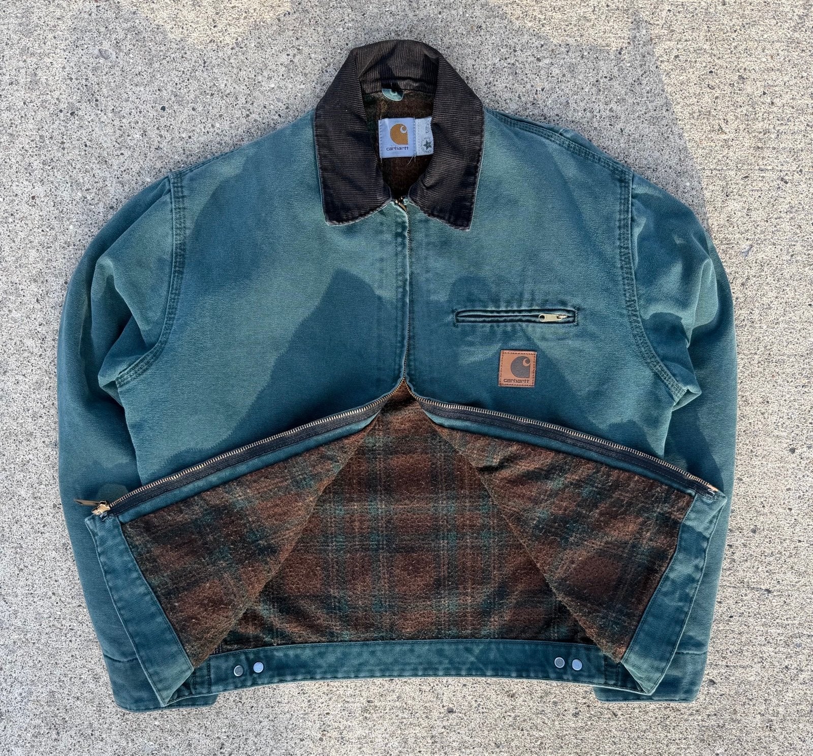 M Carhartt Jacket J128 CHR and J43 HTG